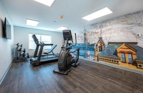 Houghton Hotel | Independence Stay Hotel and Long term suites