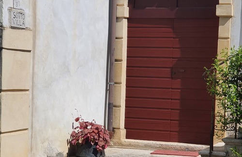 Valgatara Apartment | Independent accommodation with private bathroom and exclusive garden use.