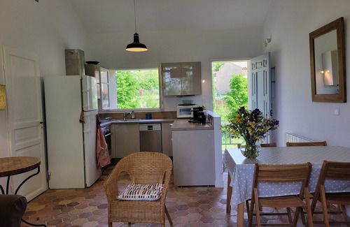 Reillanne Apartment | Independent apartment, - 4 people