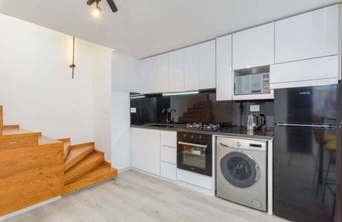 Aamchit Apartment | Indigo 1-BR Apt W/Terrace & 24-7 Power in Batroun