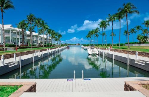 Indigo Reef Marina Homes House | Indigo Reef #57 - Turtle Cove - Luxury Waterfront Villa, 31' Dock