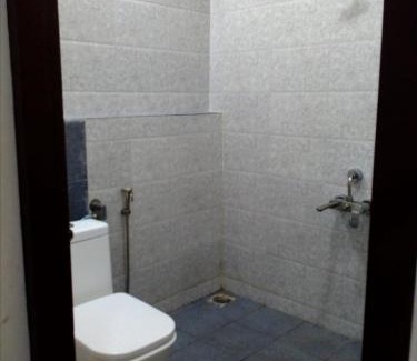 Thiruthani Hotel | Indra Regency