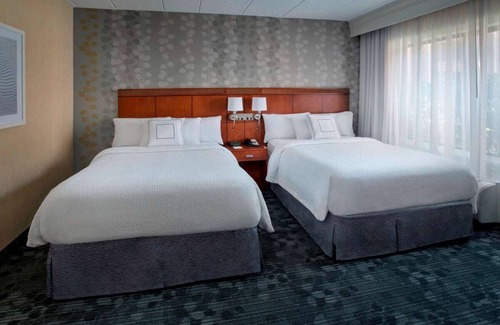 Foxboro Hotel | Indulge in Home-Like Comfort! Near Borderland State Park, Pet-Friendly Stay!