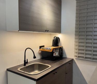 Central Seberang Perai House | Industrial Loft Tinyhouse Homestay - 2 Queen Bed, Free Netflix, Prime & Wi-Fi Near Bukit Mertajam