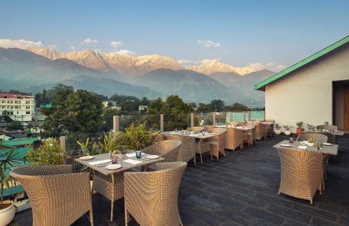 Sidhpur Hotel | INFINITEA CENTRIC DHARAMSHALA