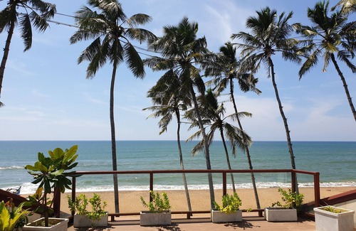 Waskaduwa Villa | Ingels Beach Villa - Absolutely Beachfront