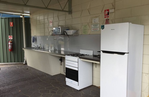 Ingham Cabin | Ingham Tourist Park