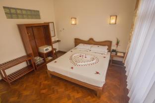 Yawnghwe Hotel | Inle Apex Hotel