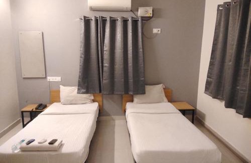 Porur Hotel | Inn34 By Blessings Hospitality