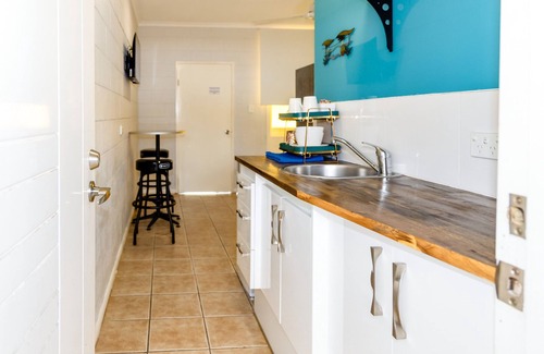 Innisfail Hotel | Innisfail Riverfront Motel