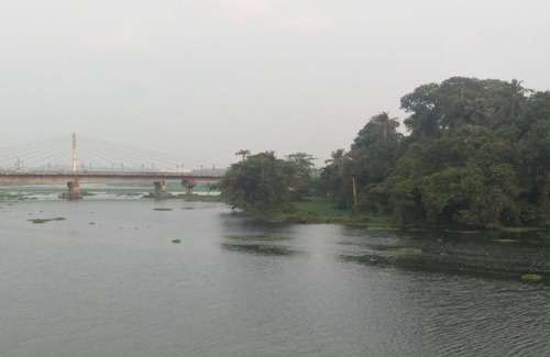 Kakkanad Villa | Inside the CITY but village atmosphere, calm and serene, opens to the river