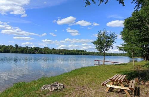 Sulecki Borek House | Instytut Wypoczynku - domki nad jeziorem Mausz