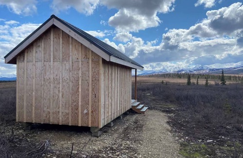 Healy Cabin | Into the Wild Cabin