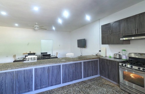 Scarborough Apartment | Inviting 3-bed Apt in Whim Estate- Nearscarborough