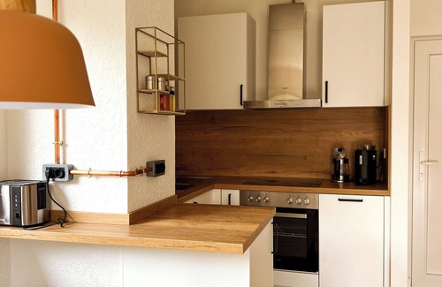 Rauhenbretzingen Apartment | Inviting apartment with balcony in the middle of greenery 8min. from Schwäb.Hall
