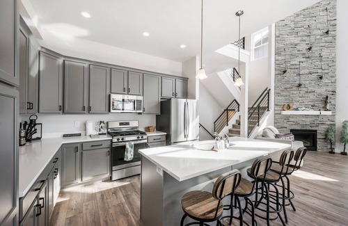 Deer Mountain House | Inviting Hideout Townhome w/Balcony & Lake Views!