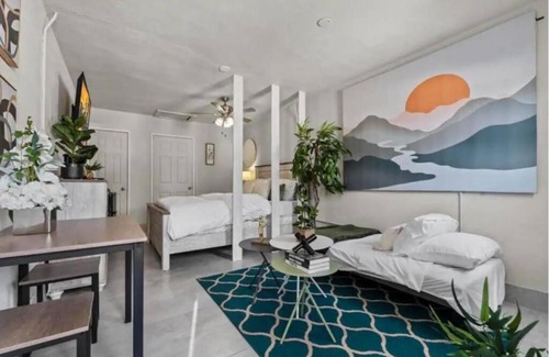 Bryant Apartment | Inviting Oasis - Cozy, Spotless, and Comfortable Room