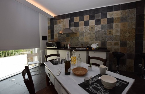 Ragusa House | IRMINIO GARDEN Holiday Home B&B Home Restaurant