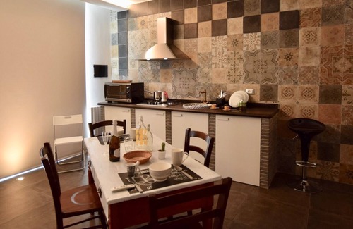 Ragusa House | IRMINIO GARDEN Holiday Home B&B Home Restaurant