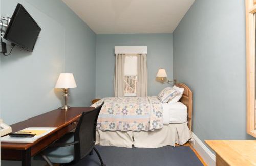Mid-Cambridge Bed & Breakfast | Irving House at Harvard