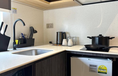 Marine Parade Apartment | ISA Hotel Amber Road