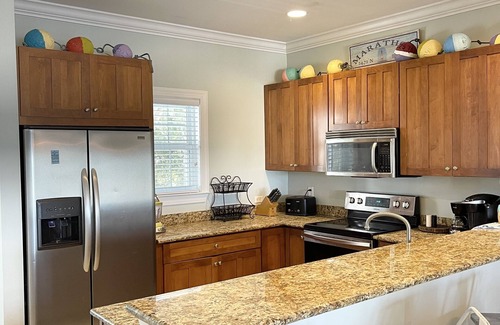 Indigo Reef Marina Homes Villa | Isla Marlin 28: Palm lined luxury villa w/dockage and sunset views