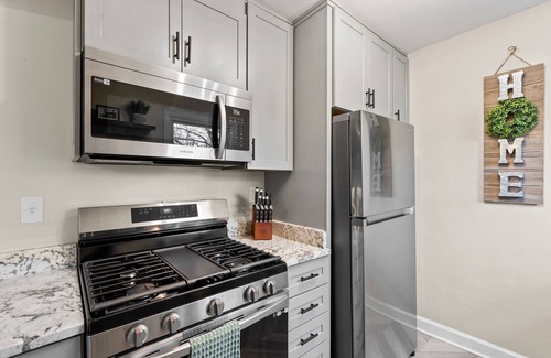 Picadome House | Isla's Landing - Charming Historic 1940s Home