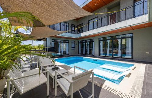 Maribago Villa | ISLA VILLA 2 Luxury Pool Villa near beach with karaoke video games barbecue