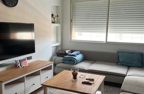 Cite Al Mohammadi Apartment | ISLAN BAY apartment POOL&BALCONY