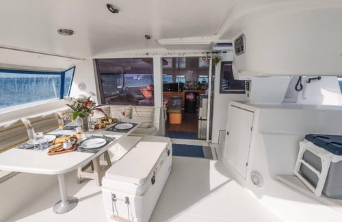 Carti Tupile Boat Rental | Island Hopping on Luxury Private Crewed All-Inclusive Yacht