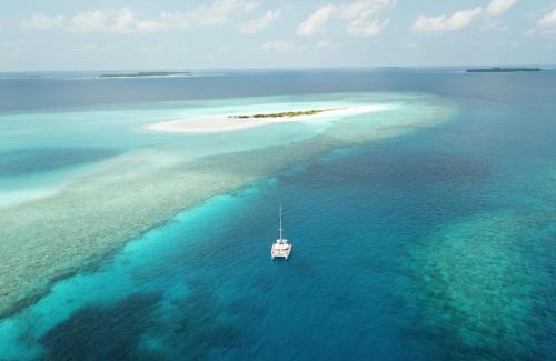 Maalhos Boat Rental | Island Luxury Sailing Yacht- Mobile Home