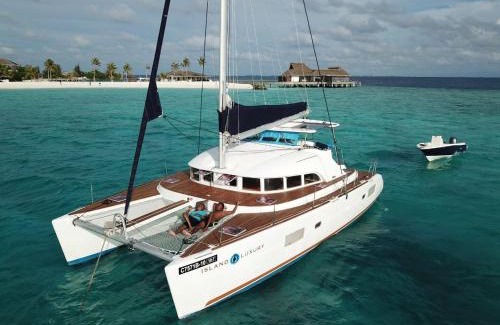 Maalhos Boat Rental | Island Luxury Sailing Yacht- Mobile Home