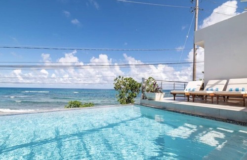 Rural Hill Villa | Island Oasis By The Sea