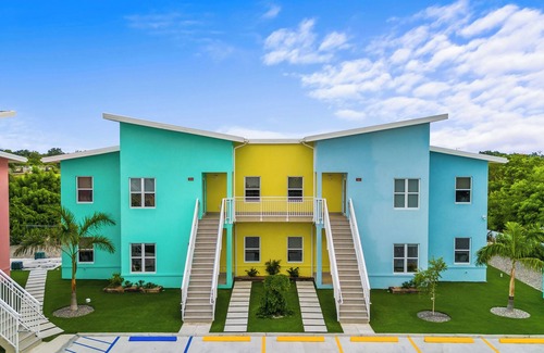 West Bay Apartment | Island Stay in West Bay - 3 Min to Beach | West Nest #105