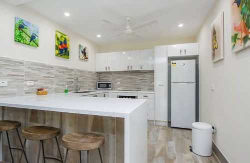 Arcadia Apartment | Island View Unit 2 - Renovated, modern and across the road from Geoffrey Bay Beach