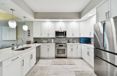 Island Estate Condo | Island Way Luxury Condo