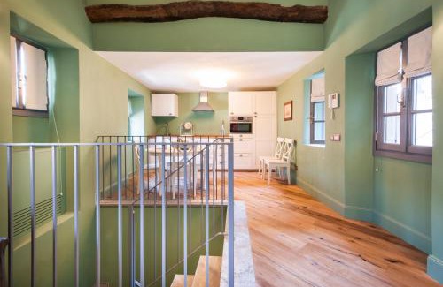 Carciano Apartment | Isola Bella Apartments - Via Villa 9