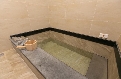 Jiaoxi Hotel | Issmy Hotel Spring Resort