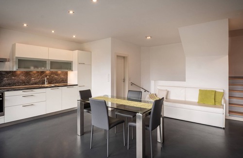 Caldaro Sulla Strada del Vino Apartment | 733B Apartment Villa Laurin