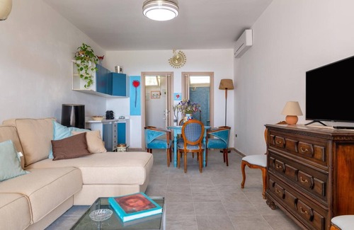 Monti D'arena-Bosco Caggione Apartment | Lu Ientu, a beautiful sea view suite with terrace
