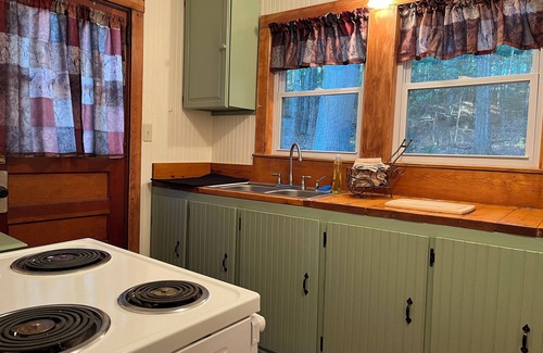 West Poland House | It's better to wake at the lake! 3 bedroom with lovely lakefront view
