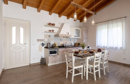 Voiandes Apartment | Mos Country House - Apartment "Gusto"