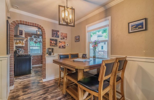 Old Town West House | Italian Style in Old Town with Private Hot Tub, Italian Style in Old Town with Private Hot Tub