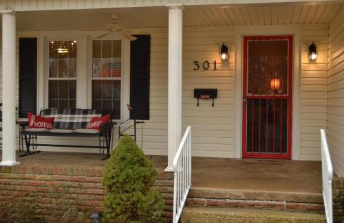 Greenfield House | Ivy Cottage in Greenfield TN