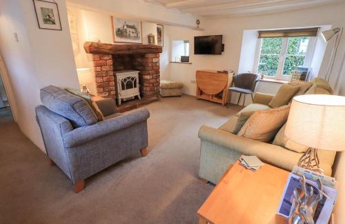 Threlkeld House | Jacky Garth Cottage