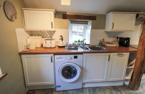 Threlkeld Cottage | JACKY GARTH COTTAGE, pet friendly, with open fire in Keswick
