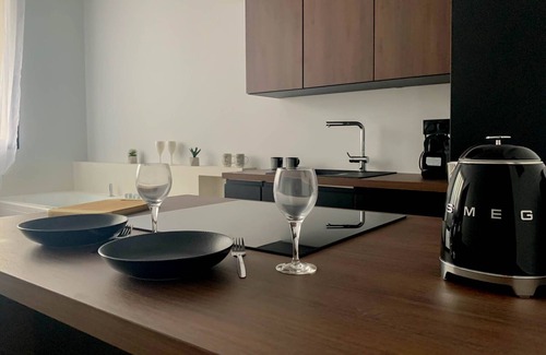 Annecy Old Town Apartment | Jacuzzi Bay