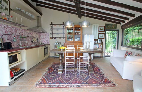 Ortonovo House | Jacuzzi, Sauna, Garden, A/C, 4 People