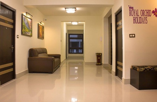 Sungava Hotel | Jain Group Royal Orchid & Spa
