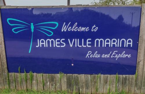 Brigg House | James Ville Marina Lodge 13